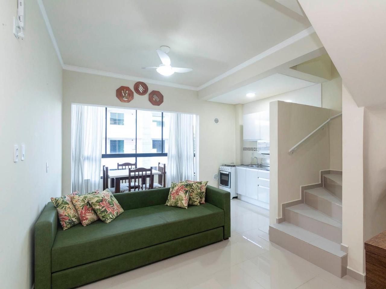 Apartamento Econômico Para 4 Pessoas em Bombinhas Exterior foto